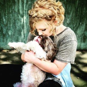 Meet your Posher, Natalie